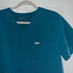 Figs Pacific Blue Scrub Top